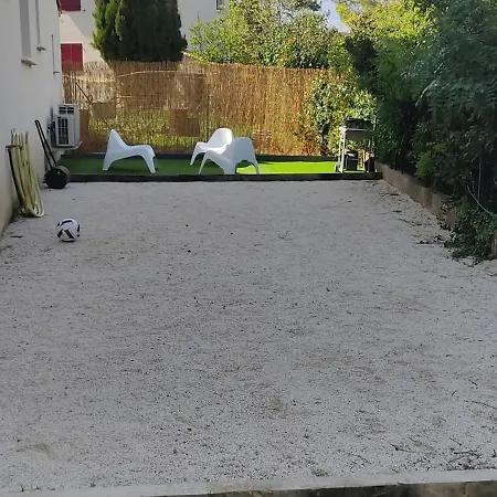 Micocouliers Villa *